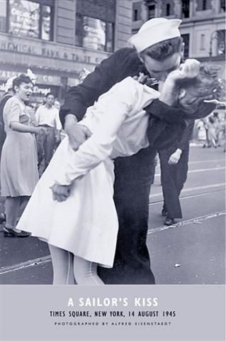 Poster - A sailor kiss